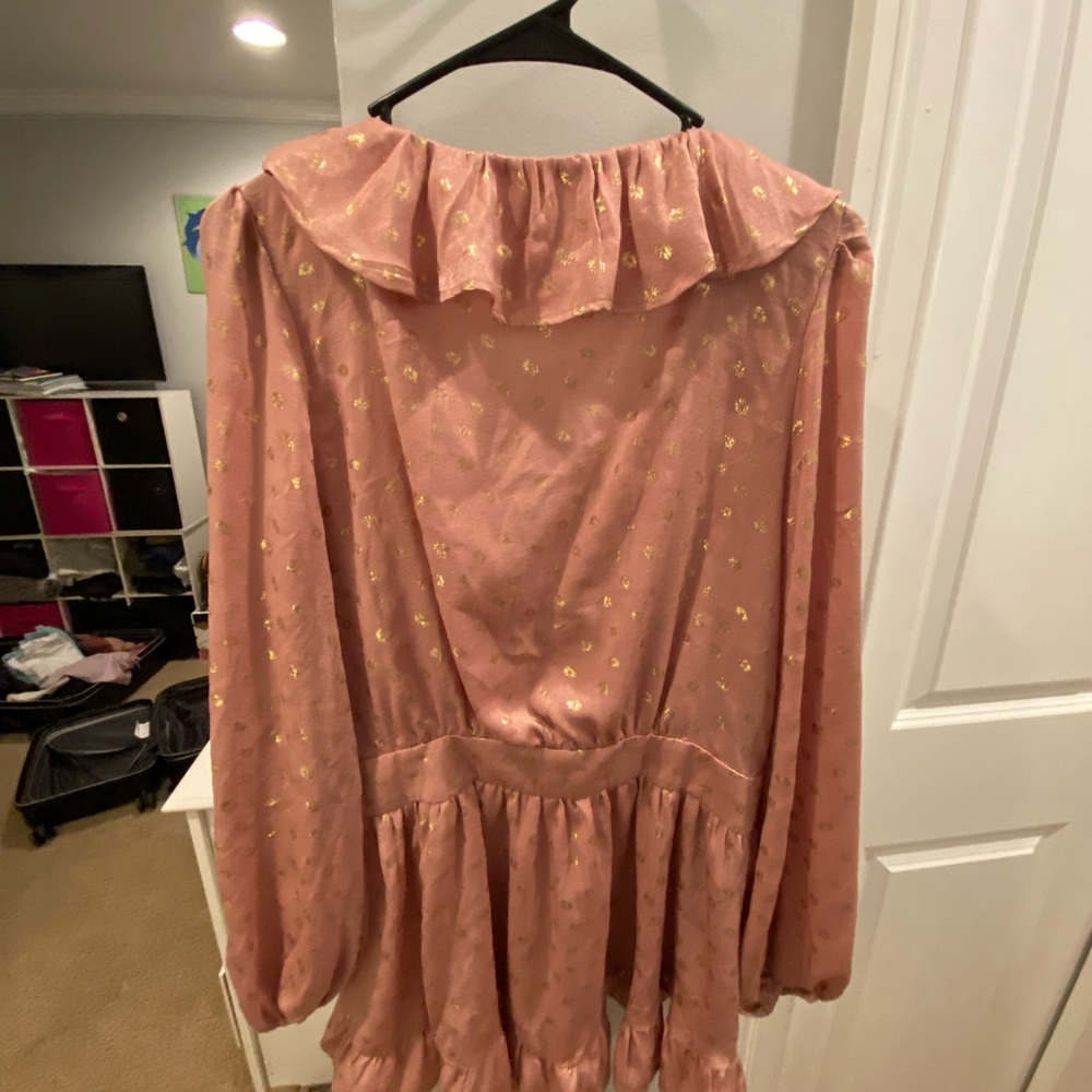 AEOM blouse